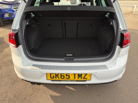 Volkswagen Golf 1.4 TSI BlueMotion Tech ACT R-Line Euro 6 (s/s) 5dr 33
