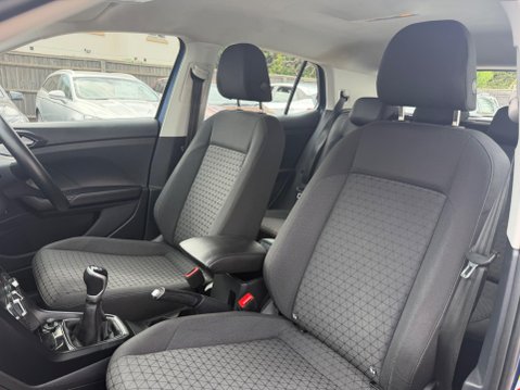 Volkswagen T-Cross 1.0 TSI SE Euro 6 (s/s) 5dr 38