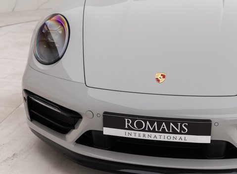 Porsche 911 CARRERA GTS (992) 22