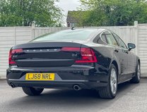 Volvo S90 D4 Momentum Saloon 4dr Diesel Auto Euro 6 (s/s) (1 5