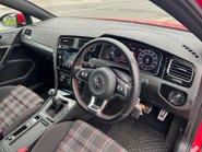 Volkswagen Golf GTI TSI 26