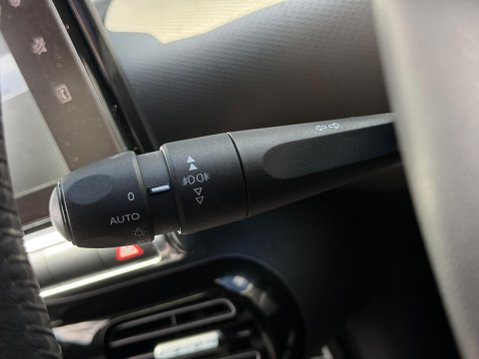 Citroen C4 Cactus 1.2 PureTech Flair Euro 6 (s/s) 5dr 98