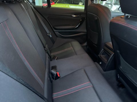 BMW 1 Series 2.0 118d Sport Euro 6 (s/s) 5dr 27