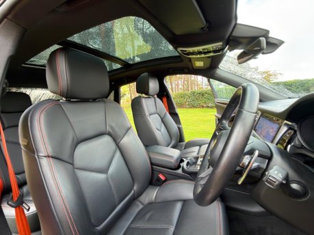 Porsche Macan S PDK 20