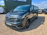 Renault Trafic Crew Cab AUTO LWB L2H1 Sport LI30 A/C Alloys Nav Sensors Tow Bar EURO 6 3