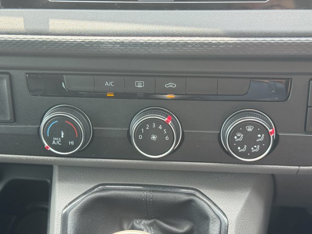 Volkswagen Transporter Crew Cab [SOLD MT] SWB L1H1 Highline Twin Side Doors SELECT 33