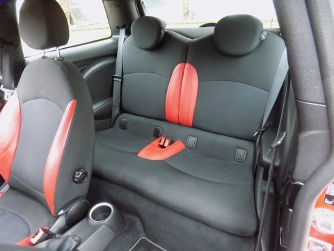 Mini Hatch COOPER 22