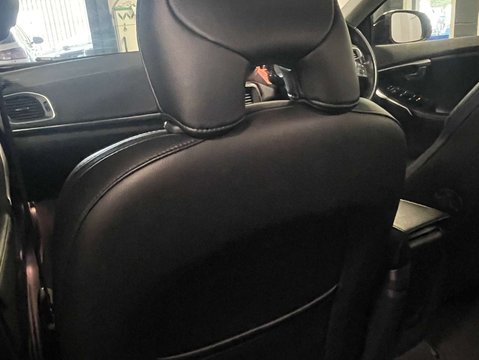 Volvo V40 1.5 V40 Inscription Edition T3 Auto 5dr 37