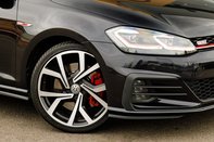 Volkswagen Golf GTI PERFORMANCE TSI DSG 12