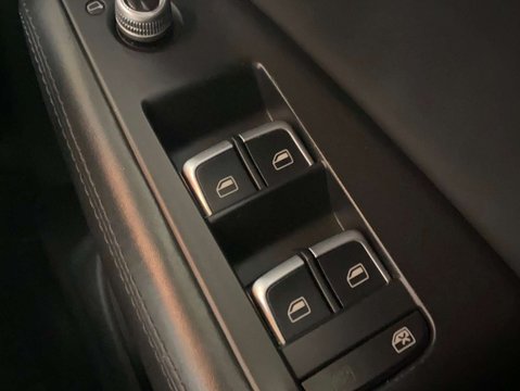 Audi Q5 2.0 Q5 S Line+ TDI Quattro Auto 4WD 5dr 11