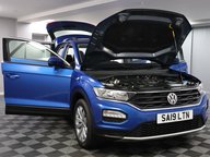 Volkswagen T-Roc SE TDI 15