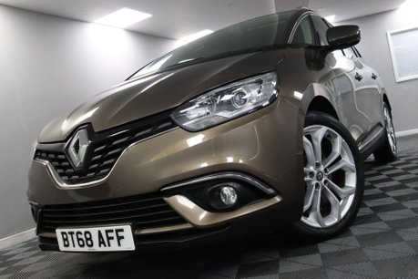 Renault Grand Scenic ICONIC TCE 19