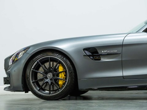 Mercedes-Benz Amg GT 4.0 V8 BiTurbo R (Premium) Coupe 2dr Petrol SpdS DCT Euro 6 (s/s) (585 ps) 19