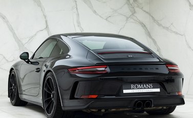Porsche 911 (991.2) GT3 Touring 3