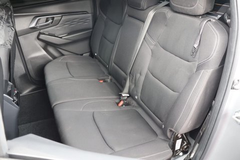 Isuzu D-Max 2026  V-CROSS COMMERCIAL STYLED @ SEEKER ASK ABOUT REAR SEAT CONVERSION 21