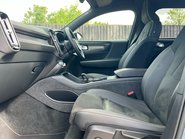 Volvo XC40 B4 PLUS AWD MHEV 3