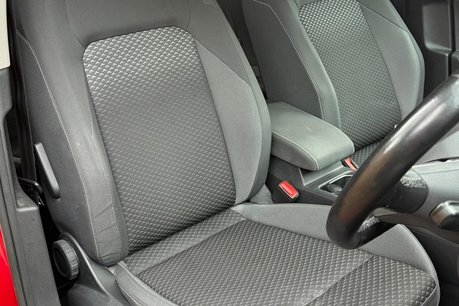 Volkswagen Golf ACTIVE TSI 25