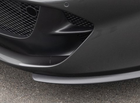 Ferrari 812 Superfast 24