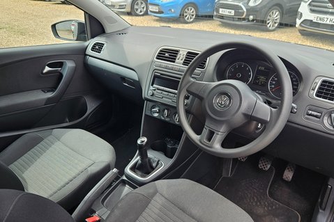 Volkswagen Polo 1.4 MATCH.. LOOK! ONLY 50000 MILES! 6 VW SERVICES..AIR CON..ALLOYS.. 16