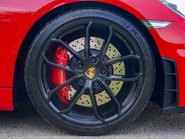 Porsche 718 SPYDER 9