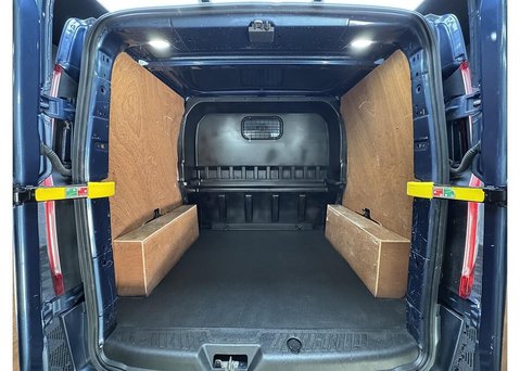 Ford Transit Custom 2.0 300 EcoBlue Limited Crew Van Double Cab 5dr Diesel Manual L1 H1 Euro 6 47
