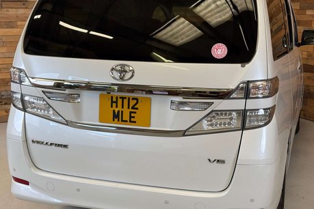 Toyota Vellfire V6 L Edition 62
