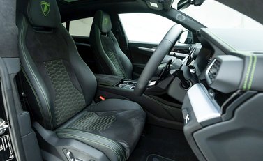 Lamborghini Urus 10