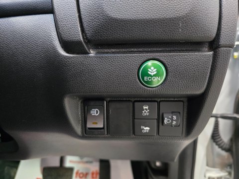 Honda Fit /Jazz 1.5 Hybrid 28