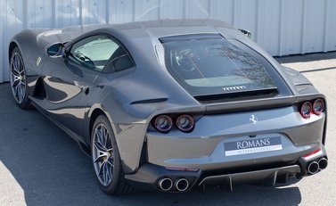 Ferrari 812 Superfast 9