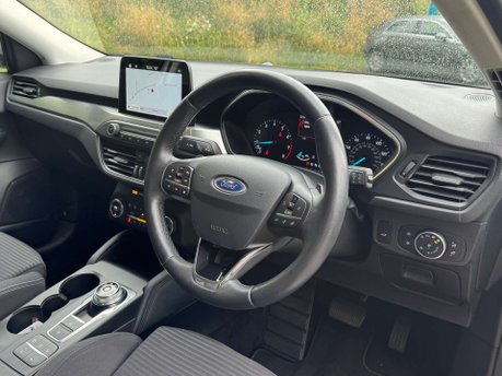 Ford Focus 1.0 Focus Titanium Auto 5dr 17