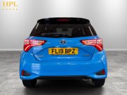 Toyota Yaris 1.5 VVT-h Cyan Bi-Tone Hatchback 5dr Petrol Hybrid E-CVT Euro 6 (s/s) (100 6