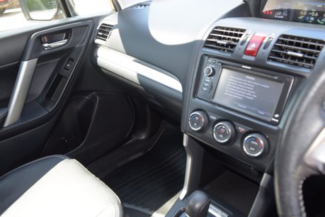 Subaru Forester I Xt 26