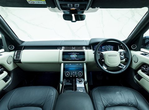Land Rover Range Rover 3.0 SDV6 Autobiography 16