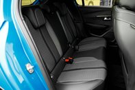 Peugeot 208 ALLURE PREMIUM 38