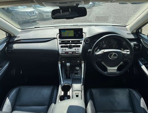 Lexus NX 2.5 NX 300h Takumi CVT 4WD 5dr 15
