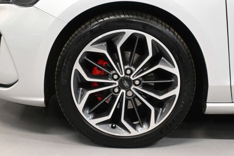 Ford Focus 1.0 Focus ST-Line X mHEV Auto 5dr 18