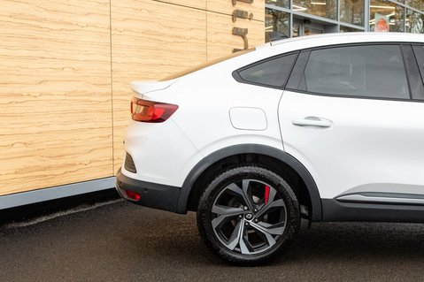 Renault Arkana RS LINE E-TECH 7