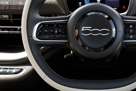 Fiat 500e LA PRIMA 20