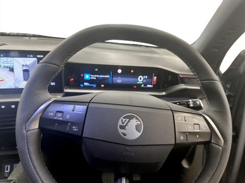 Vauxhall Grandland 73kWh Ultimate SUV 5dr Electric Auto (213 ps) Full Leather Trim - Heated Se 13