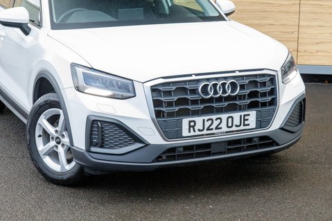 Audi Q2 TFSI TECHNIK 10