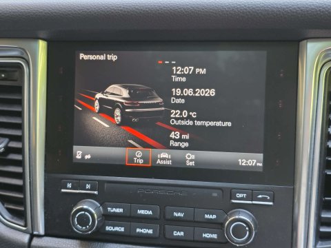 Porsche Macan 3.0 Macan S D Semi-Auto 4WD 5dr 52