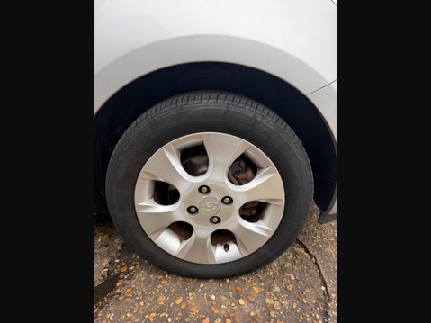 Hyundai i20 1.4 Comfort Euro 5 5dr 18
