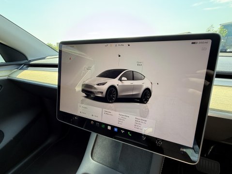 Tesla Model Y (Dual Motor) Long Range SUV 5dr Electric Auto 4WDE (384 bhp) 28