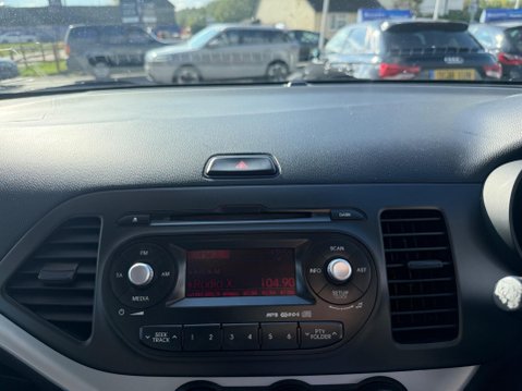 Kia Picanto 1.0 1 Air Euro 5 5dr 12