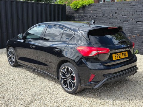 Ford Focus 1.5 EcoBlue ST-Line X Euro 6 (s/s) 5dr 9