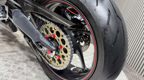 Triumph Street Triple R 2013 ONLY 21K QUICK SHIFTER, LOADS OF EXTRAS, LONG MOT 10