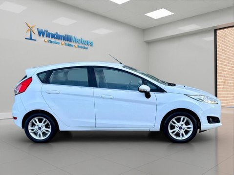 Ford Fiesta 1.25 Zetec Euro 6 5dr 3