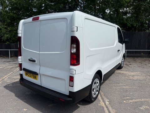 Renault Trafic SL28 BUSINESS PLUS DCI 9