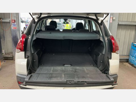 Peugeot 3008 1.6 e-HDi Active SUV 5dr Diesel EGC Euro 5 (s/s) (115 ps) 10