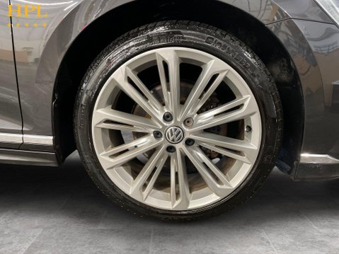 Volkswagen Passat 2.0 TDI R-Line Saloon 4dr Diesel Manual Euro 6 (s/s) (150 ps) 10